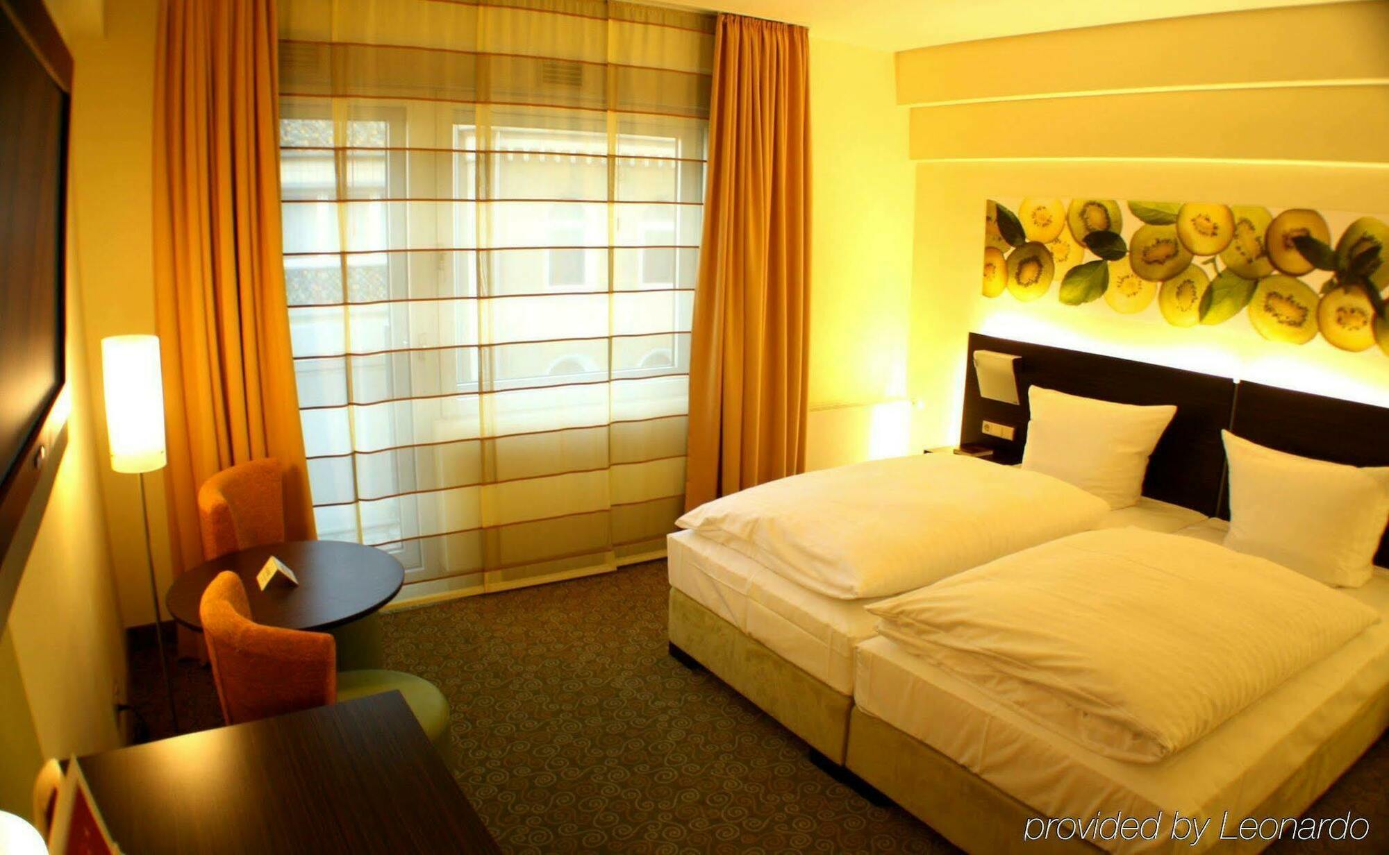 June Six Hotel Hannover City ภายนอก รูปภาพ